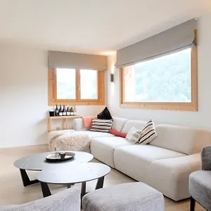 https://vois-le-mont.hotels-rhonealpes.com